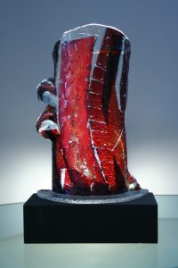 Gianni Poretti - Volume I - 2004 - vetro e metallo - 36 x 20 x 8 cm-min